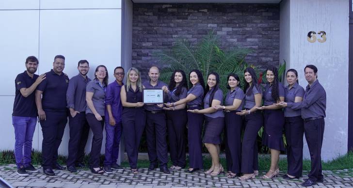 CDL Sinop recebe certificado de reconhecimento por desempenho de excelência em vendas do CDL Celular