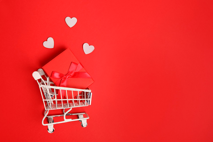 Dia dos Namorados: 57% preferem comprar em lojas físicas e 36% pela internet